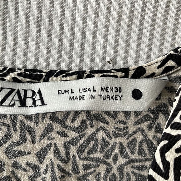 Black and white Zara midi dress - Picture 5 of 5